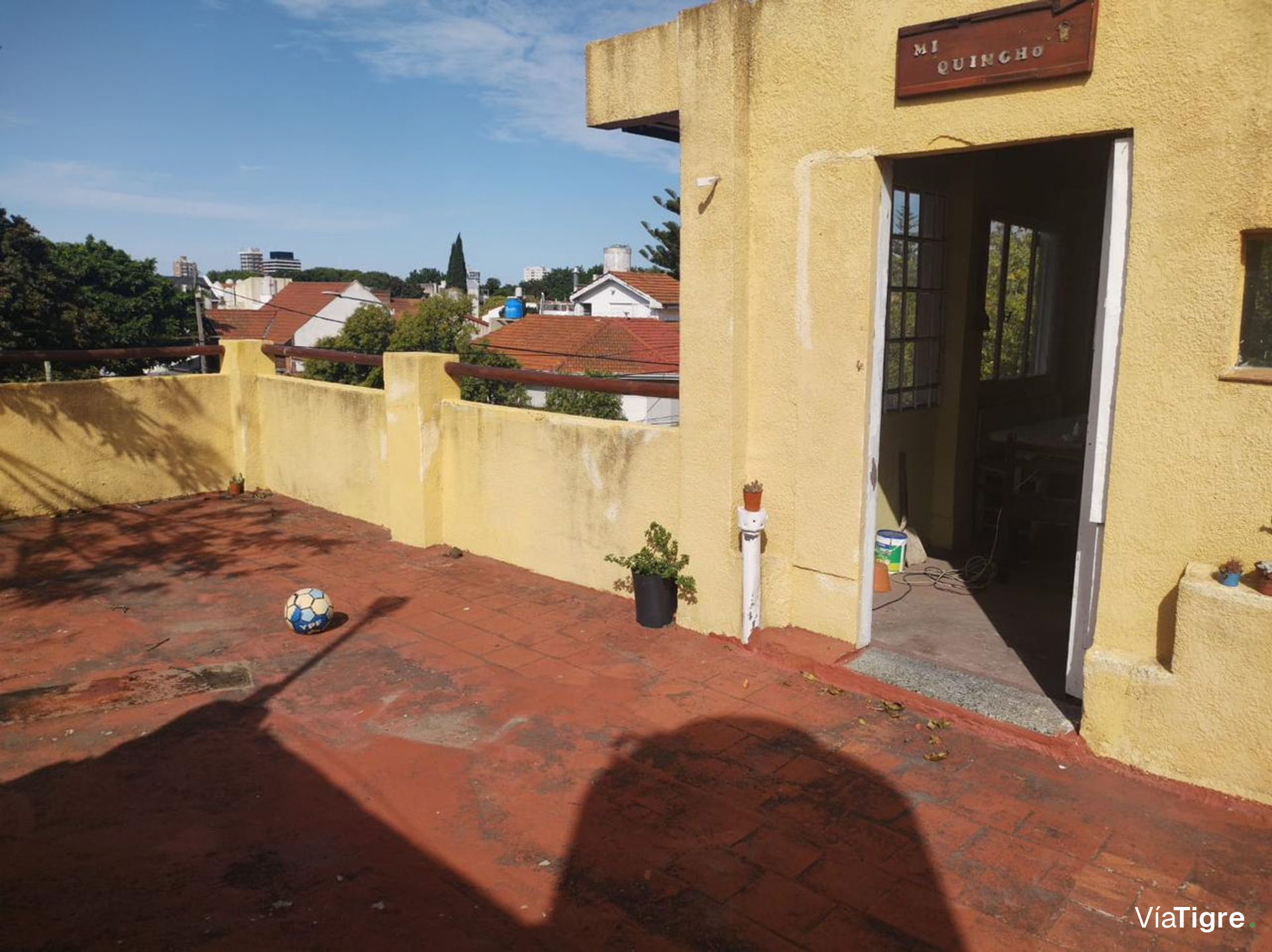 Casa 4 Amb. En Esquina Garaje Lavadero Terraza