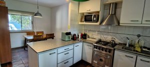 4-Room House with 2 Garages, Patio, Pool – Don Torcuato