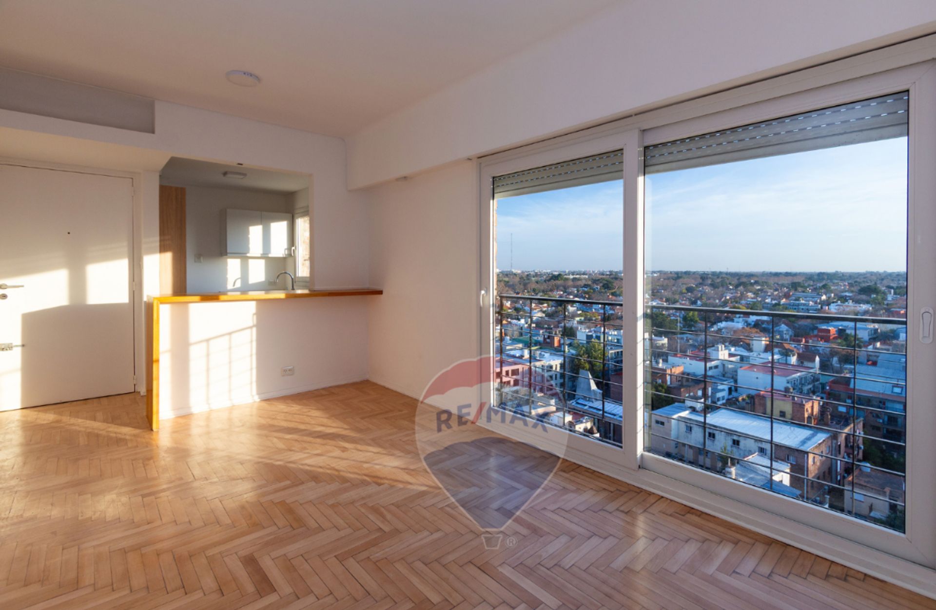 Sale: San Isidro Apartment, 3 rooms, garage view