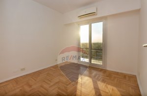 Venta depto San Isidro 3 ambientes Vista cochera