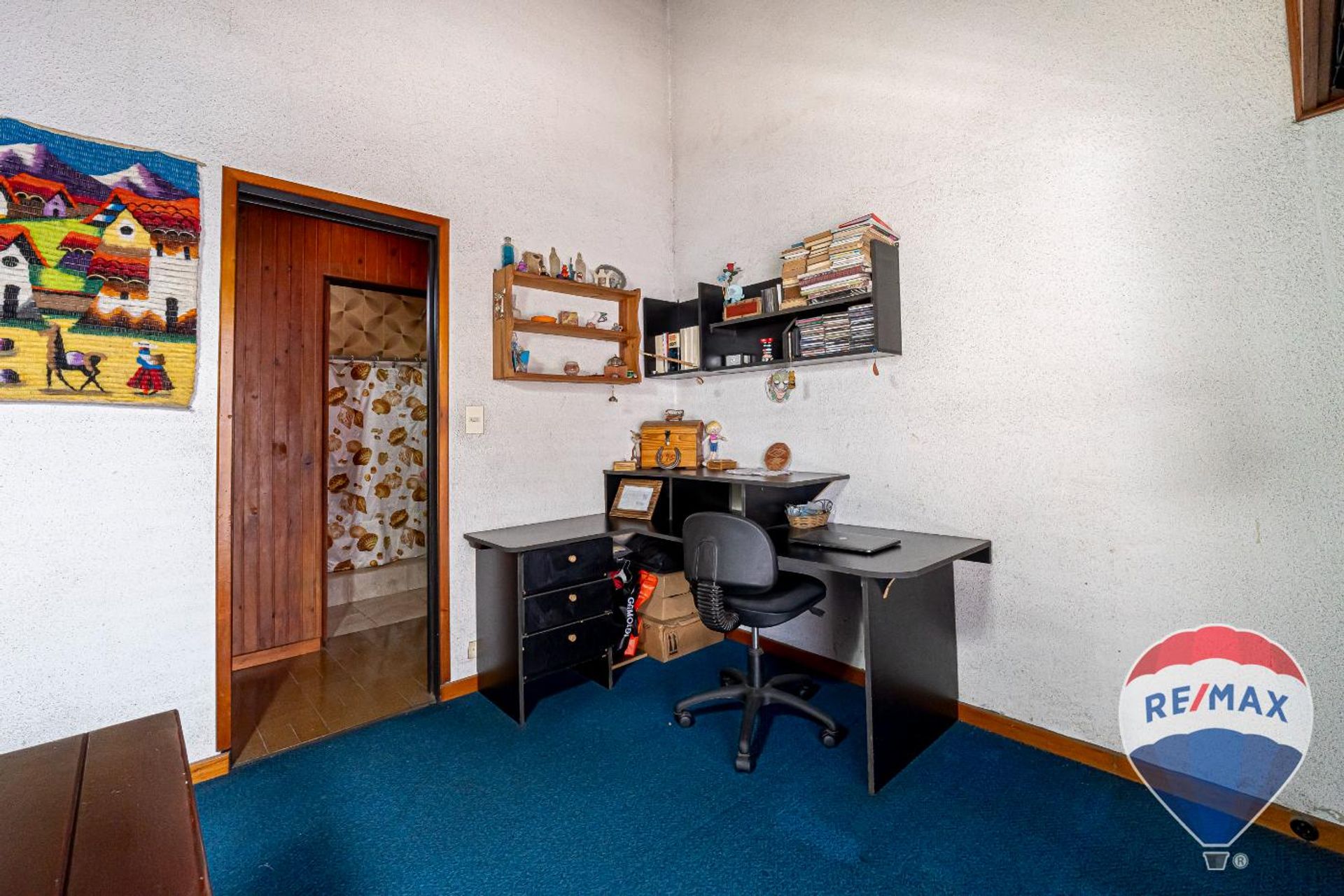 CASA 5 AMB, 8.66 x 37 C/COCHERA Y JARDÍN.