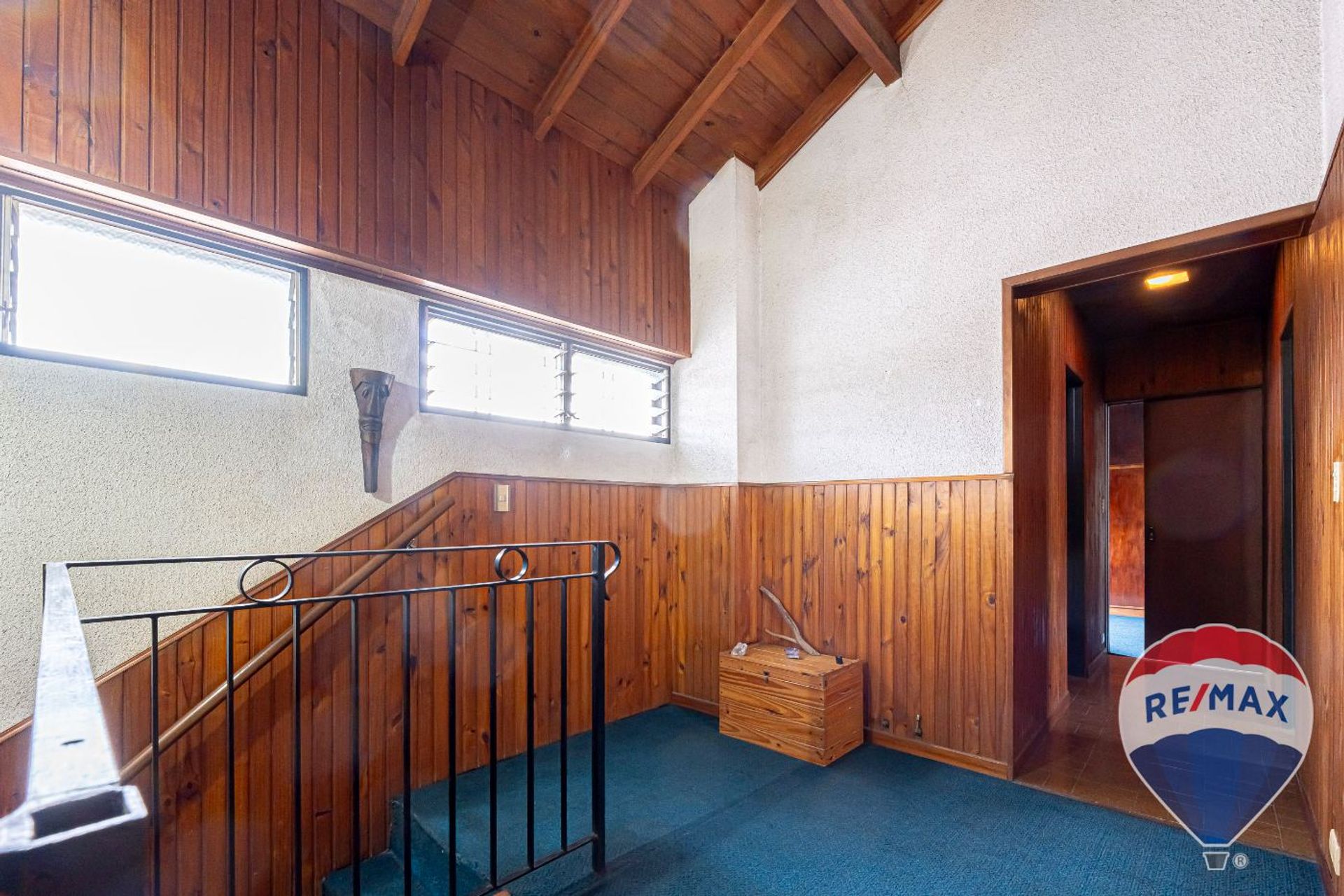 CASA 5 AMB, 8.66 x 37 C/COCHERA Y JARDÍN.