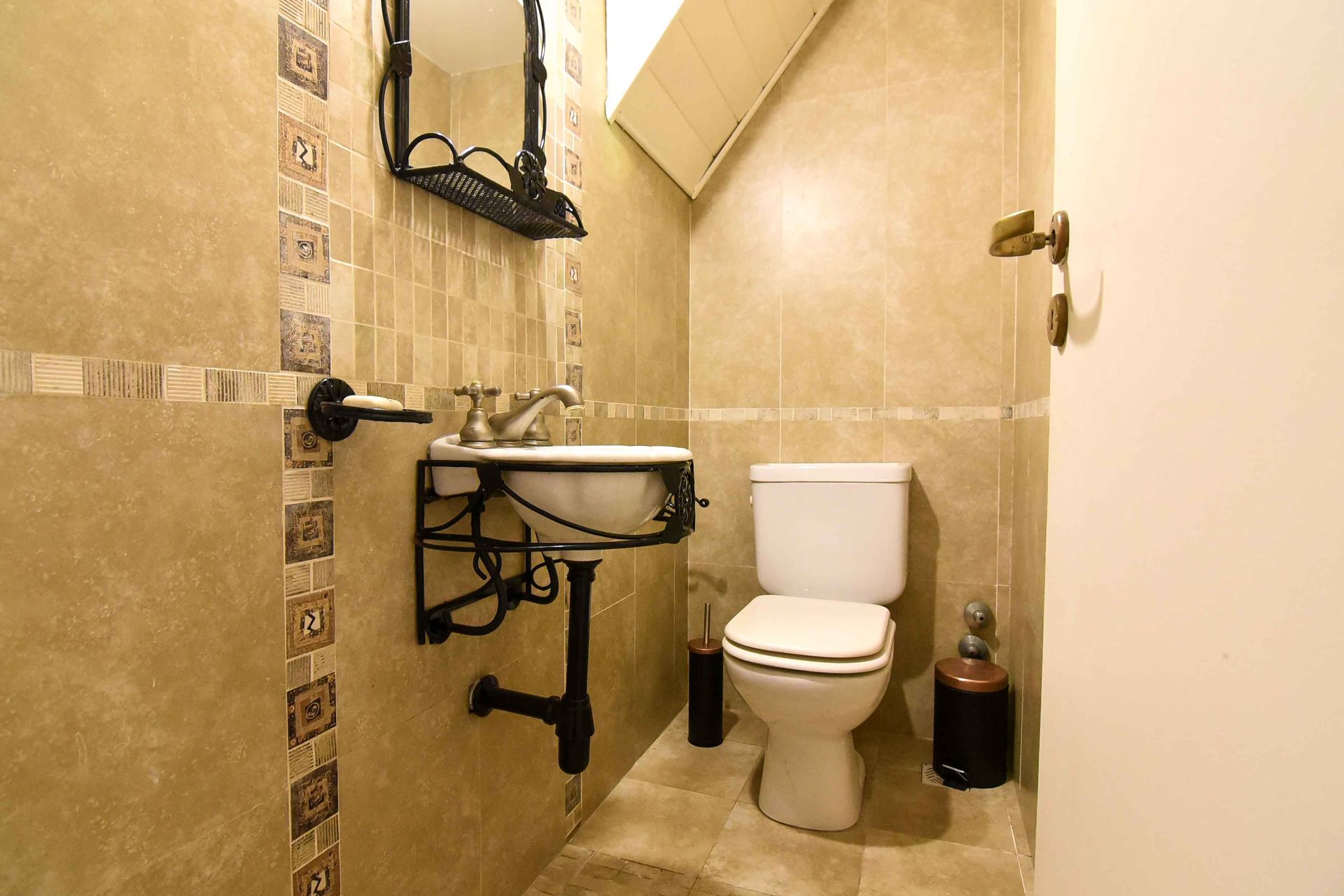 Venta Casa 3 Amb. + Escritorio C/Jardin Pileta