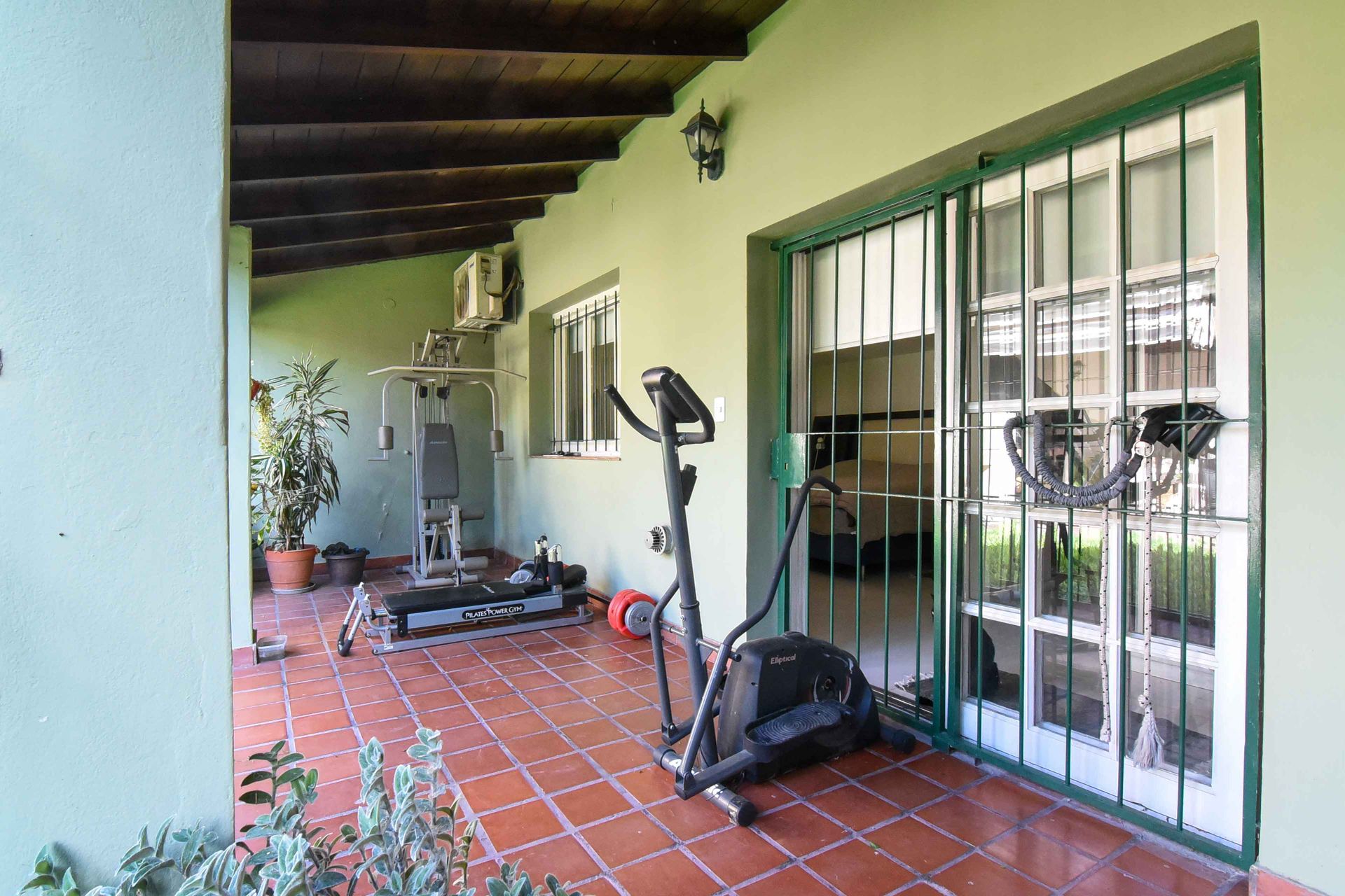 Venta Casa 3 Amb. + Escritorio C/Jardin Pileta