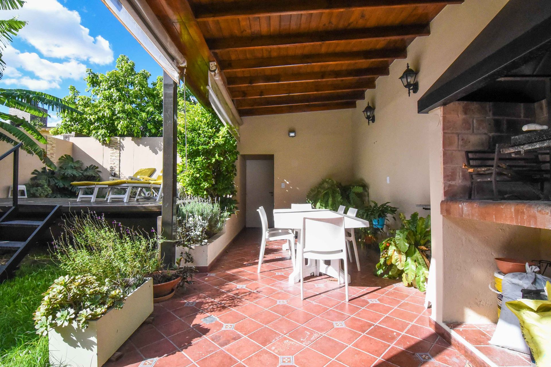 Venta Casa 3 Amb. + Escritorio C/Jardin Pileta