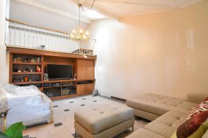 House for Sale – 3 rooms, office, garden, pool