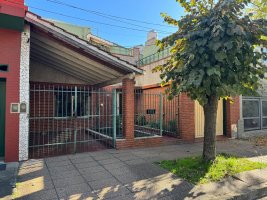 House for Sale 4 rooms Florida V. Martelli Credit Available