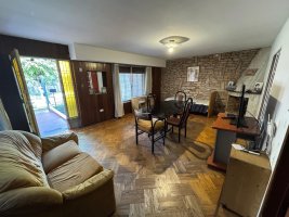 House for Sale 4 rooms Florida V. Martelli Credit Available