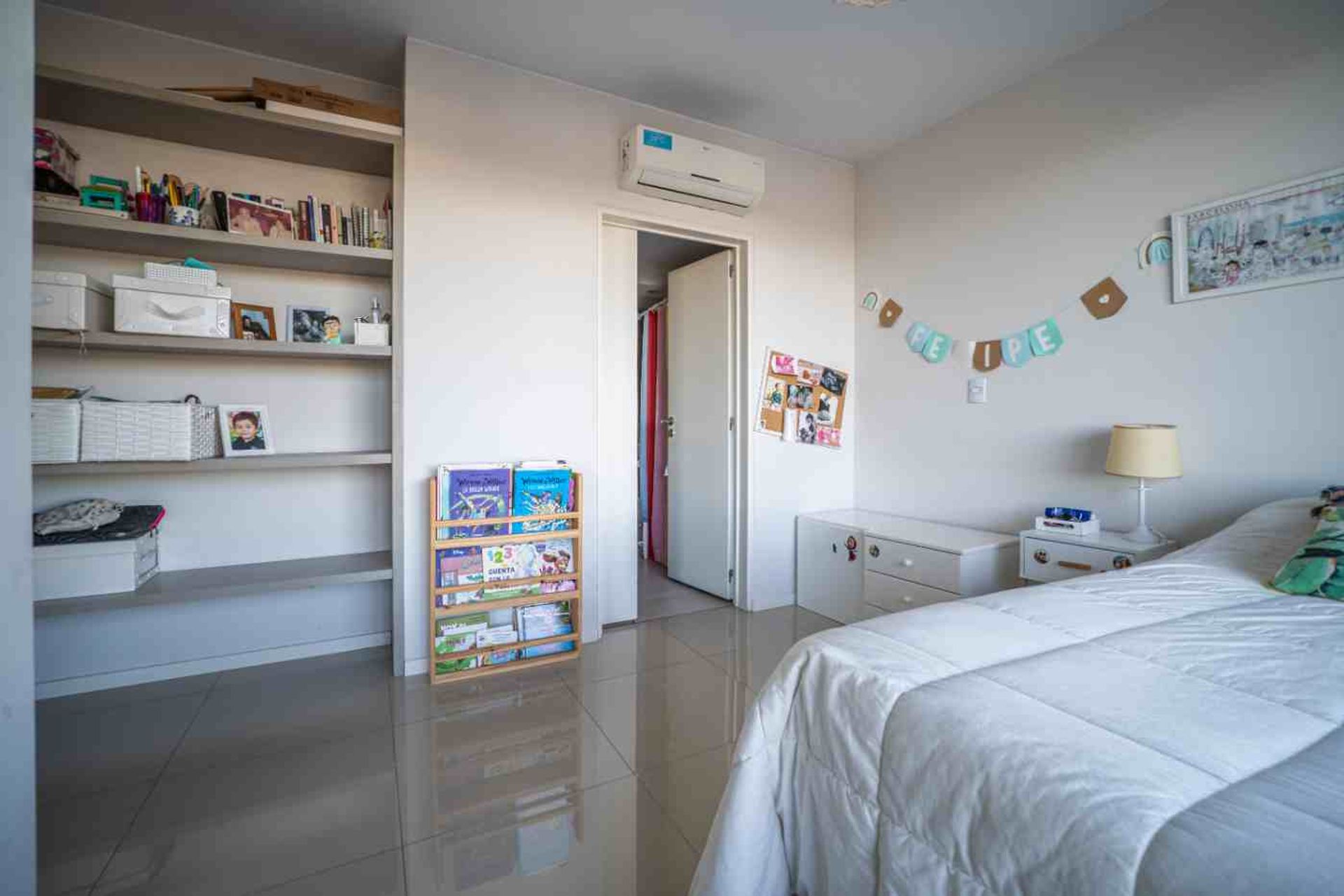 Oportunidad Venta 2 Amb Con Balcon Y Vista Abierta