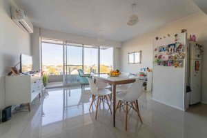 Oportunidad Venta 2 Amb Con Balcon Y Vista Abierta