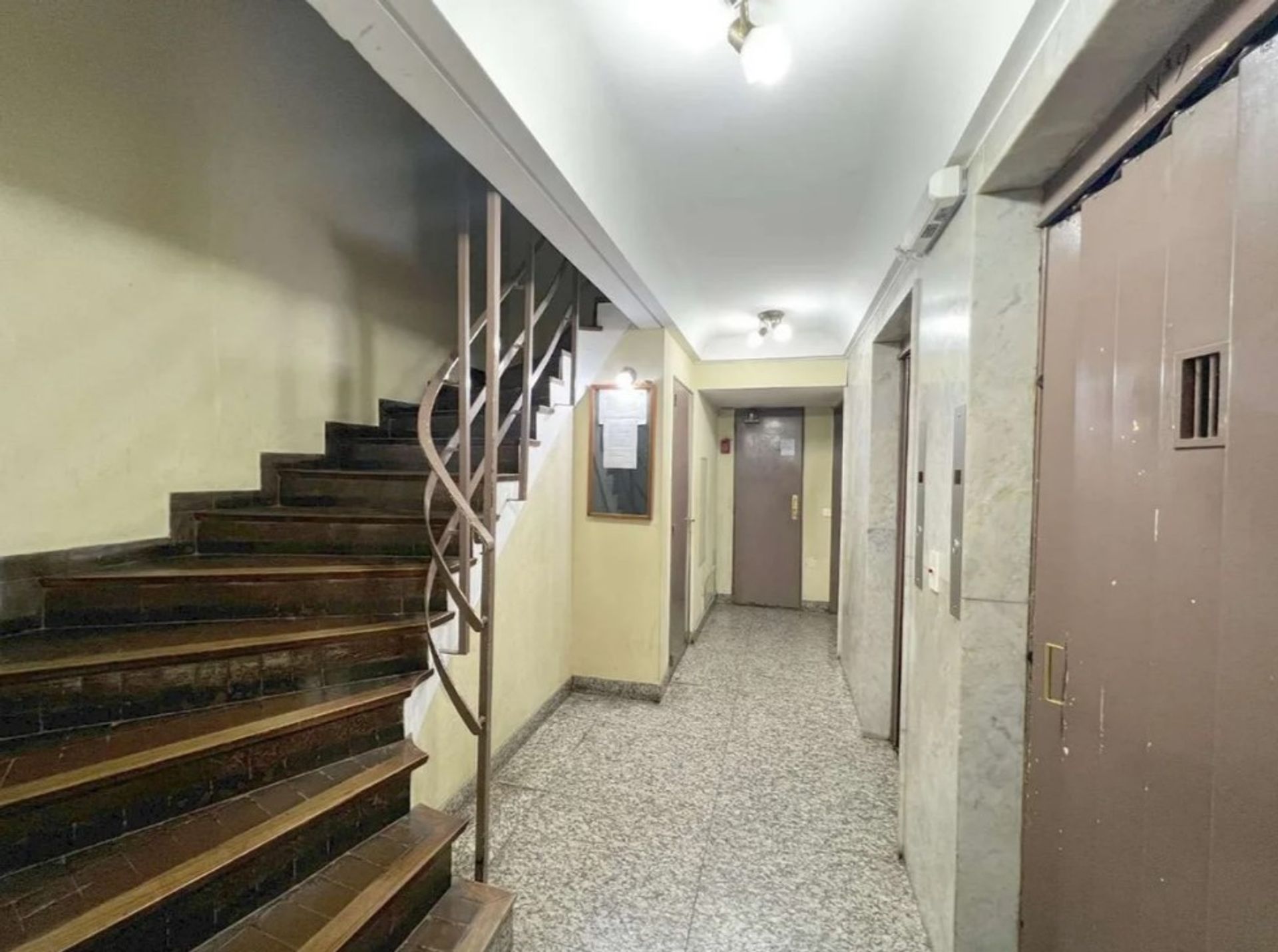 Venta Dpto 4Amb. Balcón-Cochera APTO CREDITO!