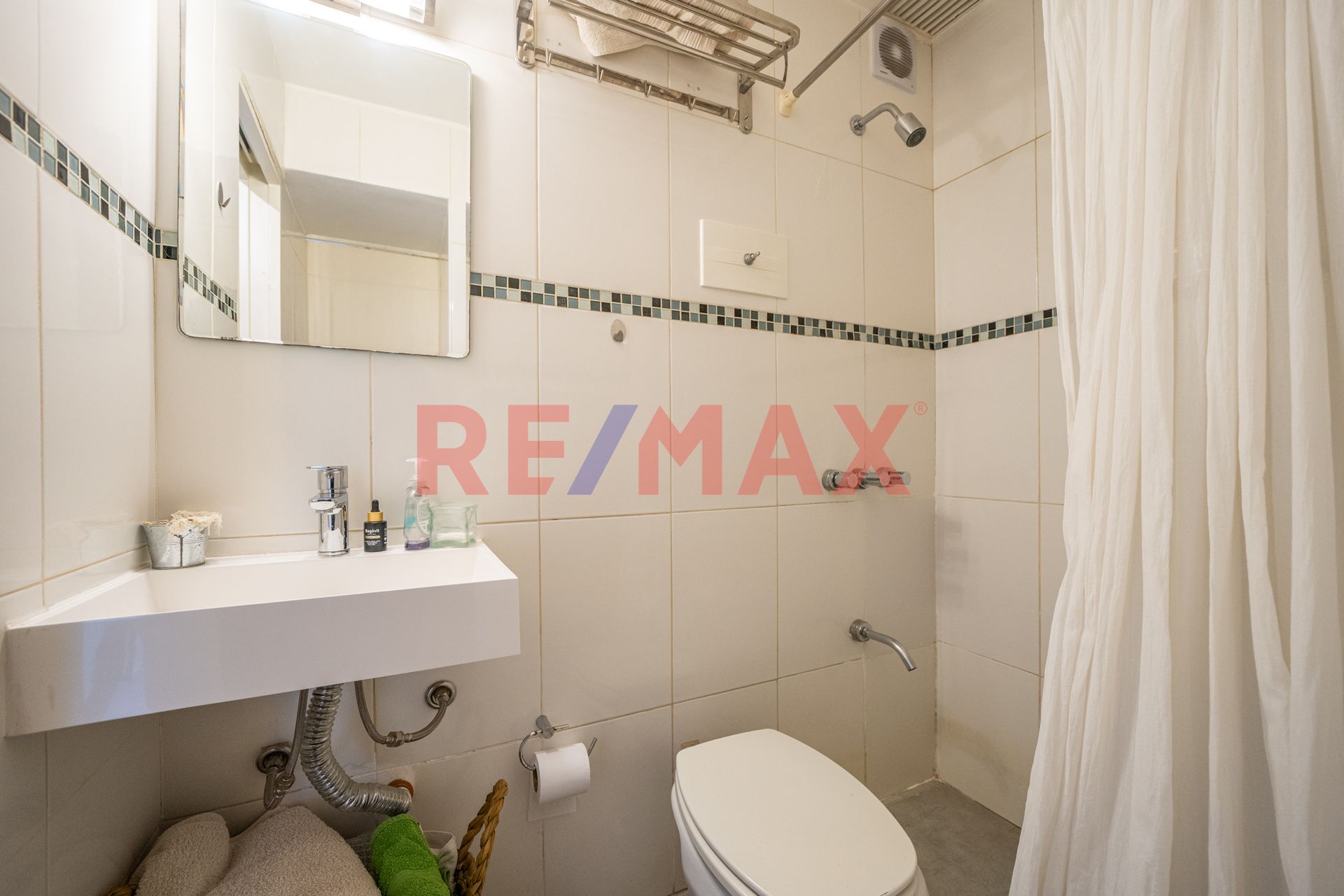 Venta Dpto 3 Ambientes Con Balcón En Vte.lopez