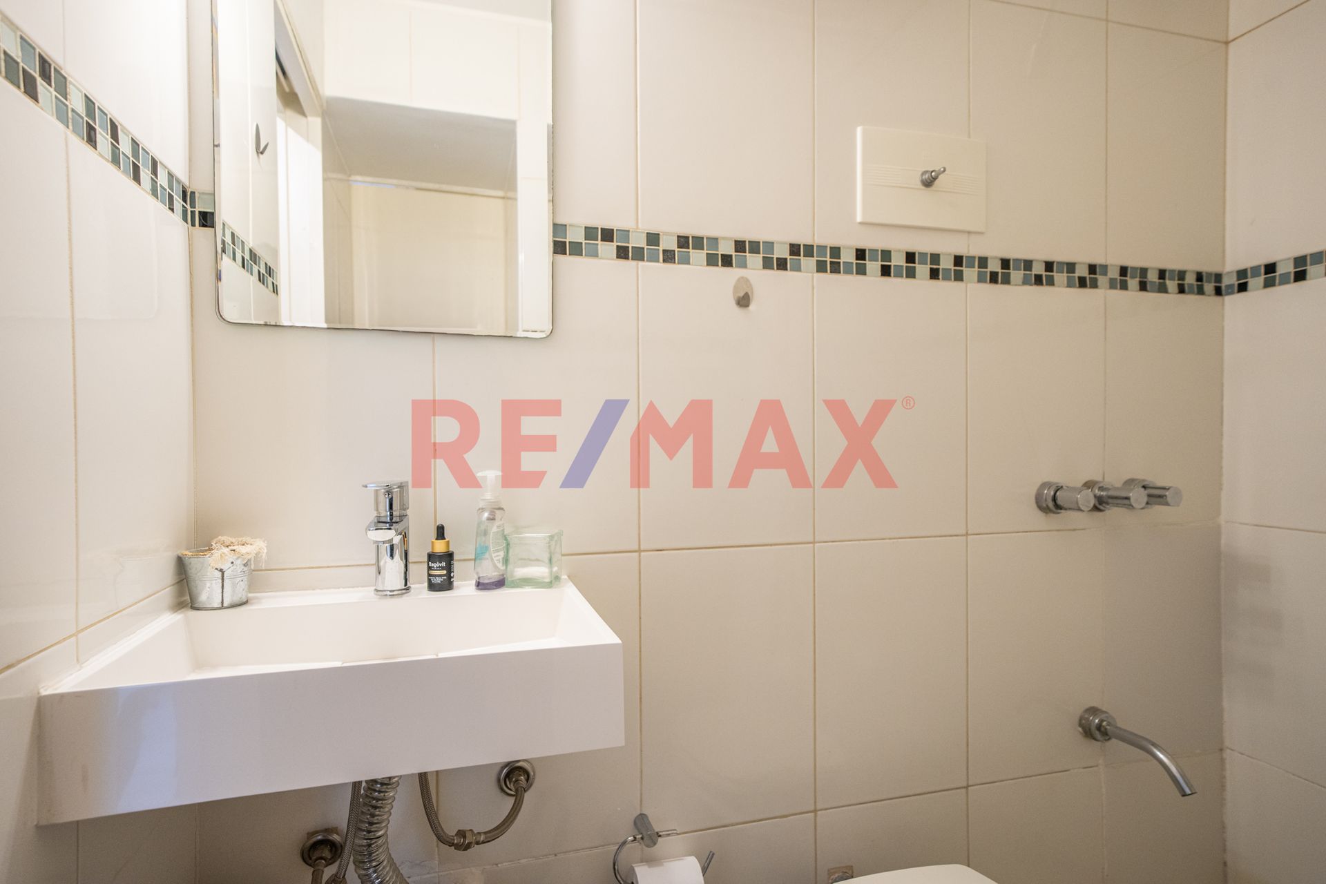Venta Dpto 3 Ambientes Con Balcón En Vte.lopez