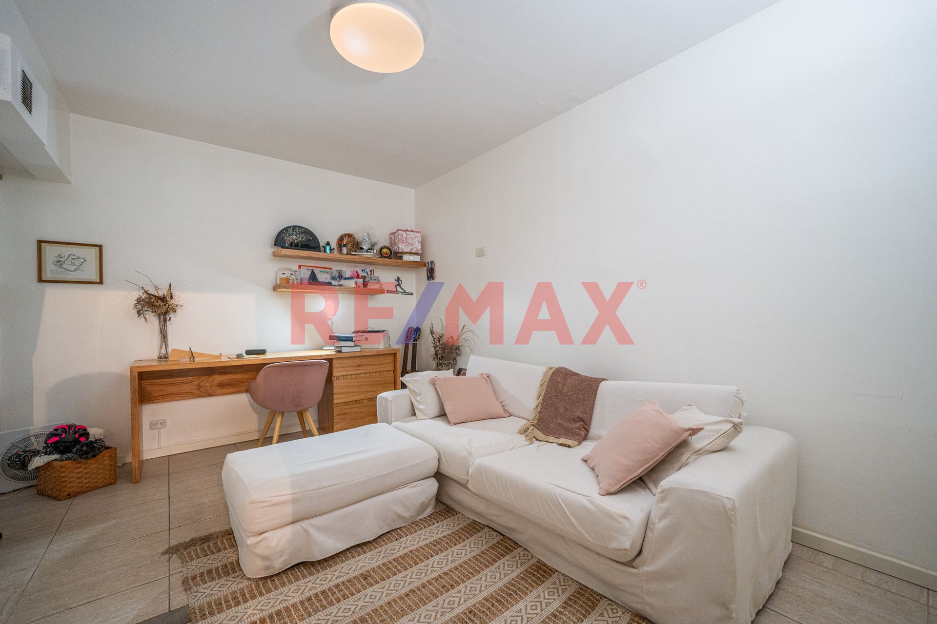 Venta Dpto 3 Ambientes Con Balcón En Vte.lopez