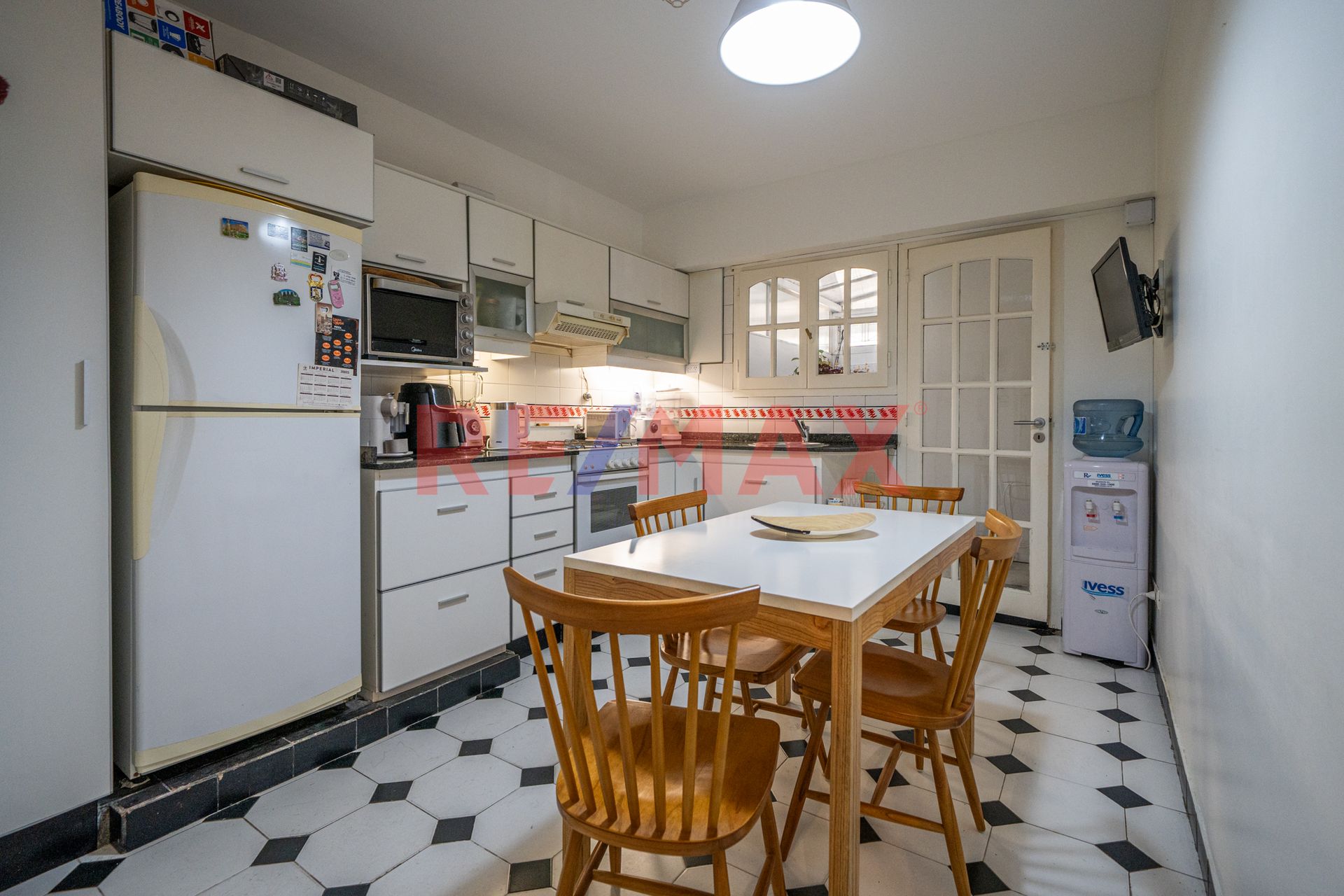 Venta Dpto 3 Ambientes Con Balcón En Vte.lopez