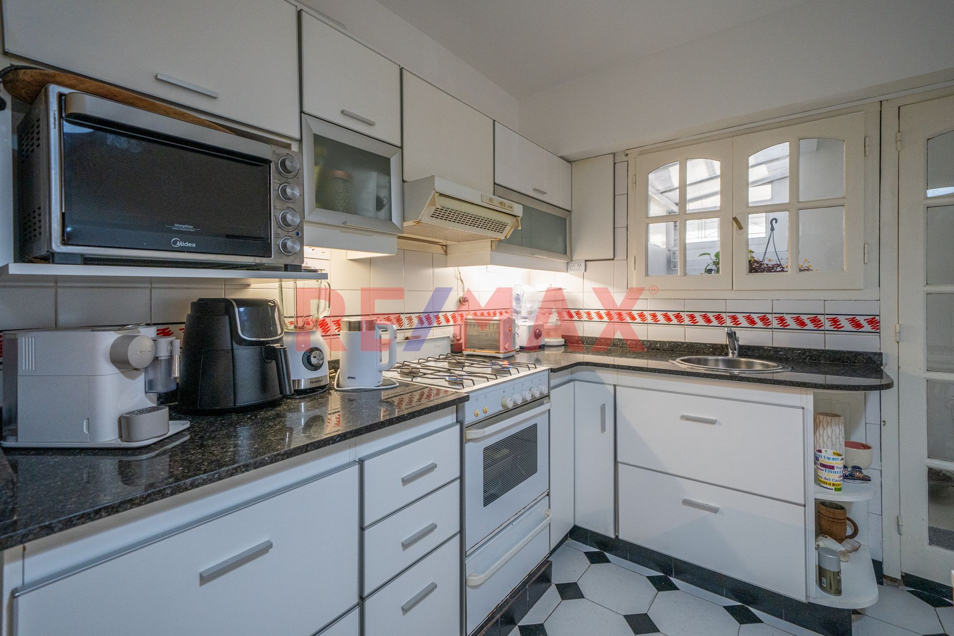 Venta Dpto 3 Ambientes Con Balcón En Vte.lopez