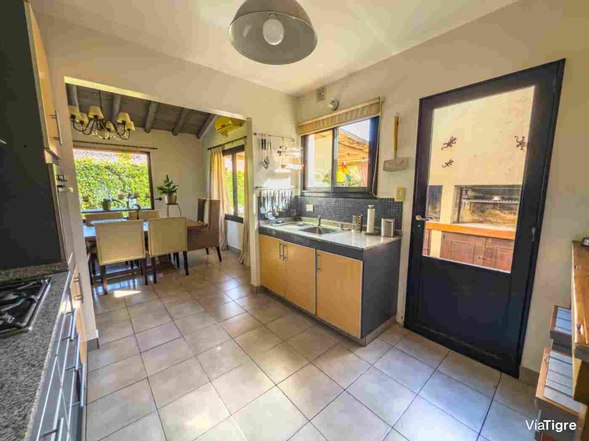 Venta Casa 4 Amb+Dependencia En Barrio Cerrado
