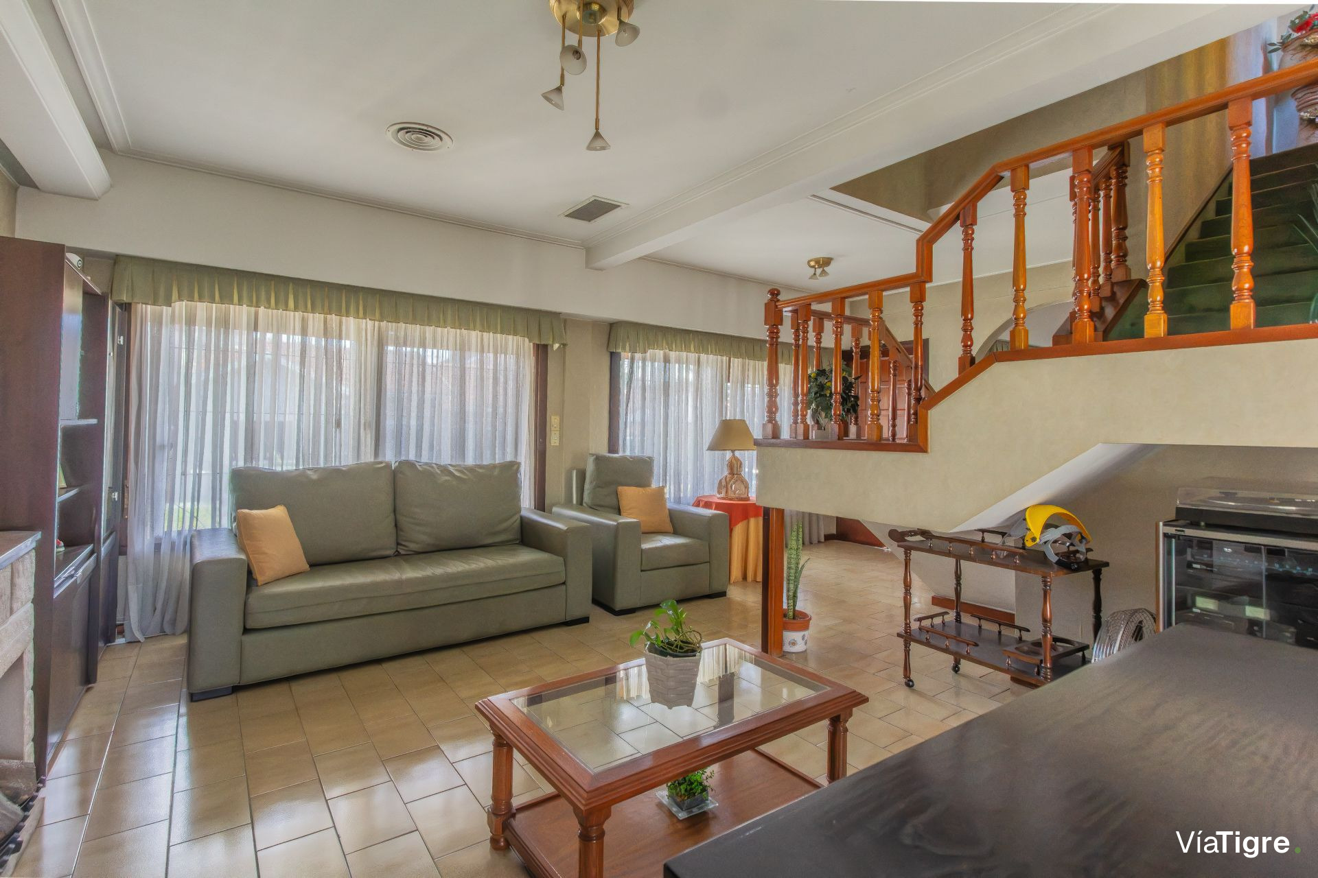 Venta Casa 4 Amb Jardon Parrilla - Olivos