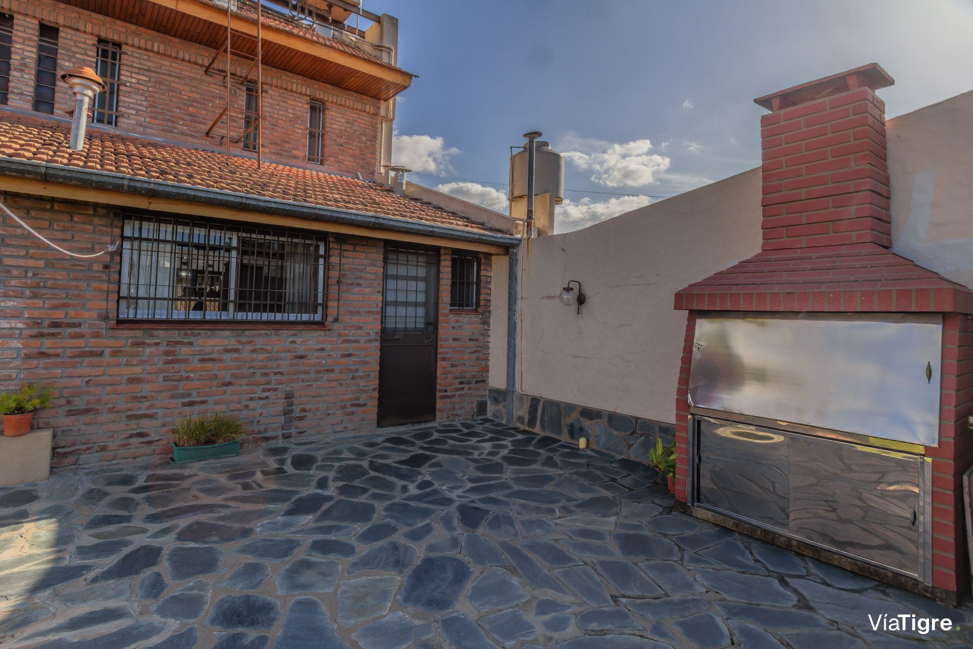 Venta Casa 4 Amb Jardon Parrilla - Olivos