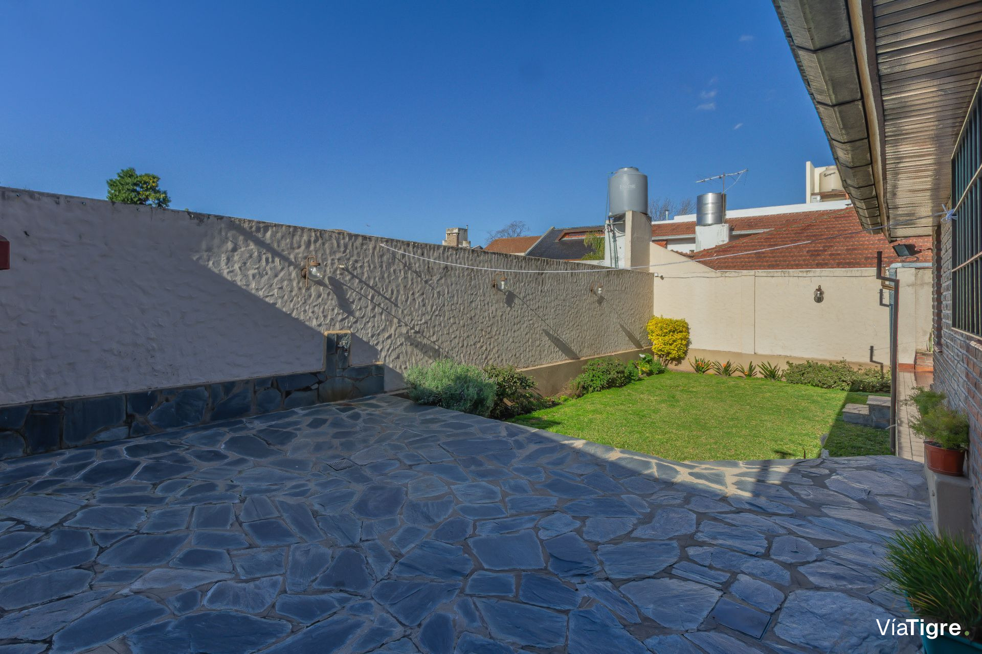 Venta Casa 4 Amb Jardon Parrilla - Olivos