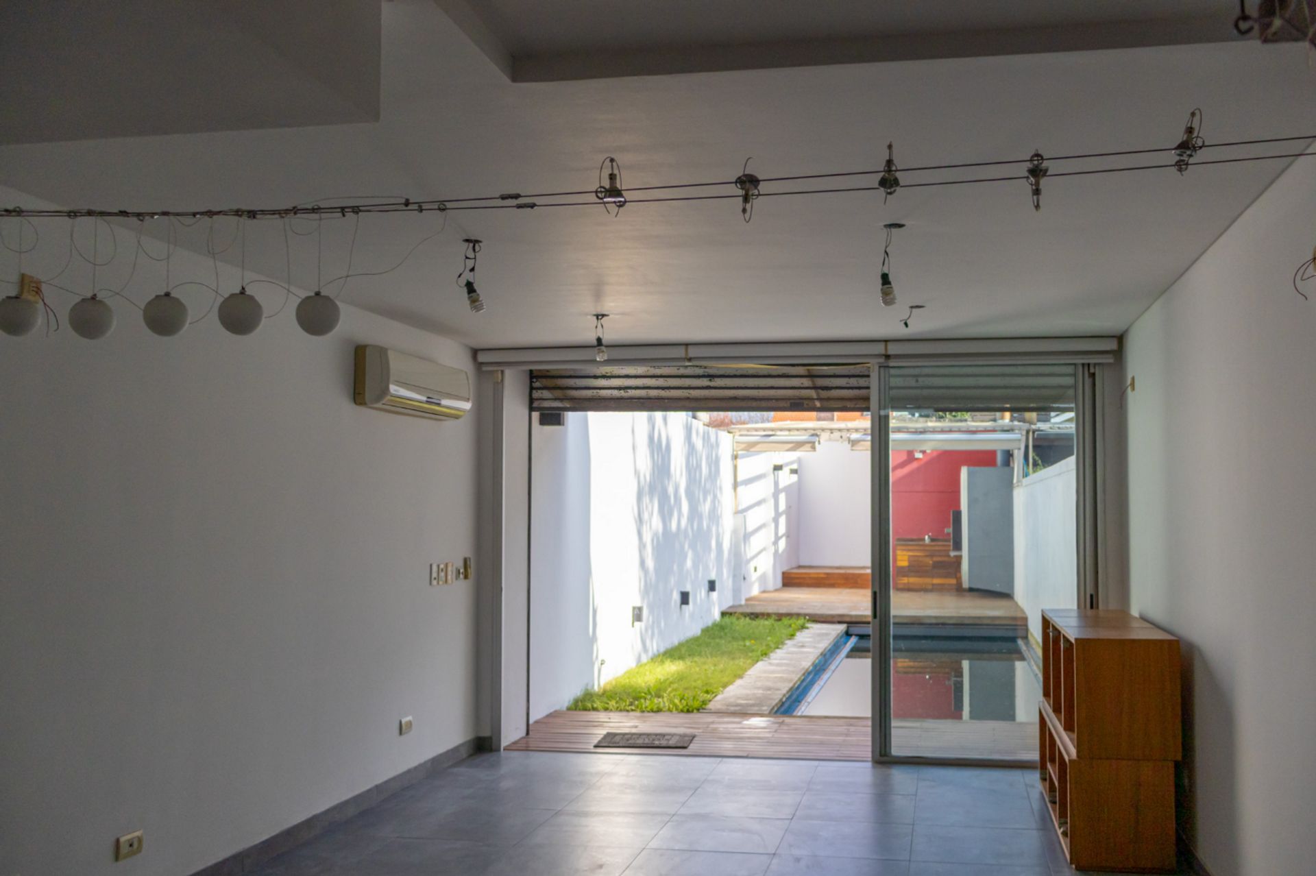 Venta Dúplex 4 Ambientes Jardín / Pileta, Martínez