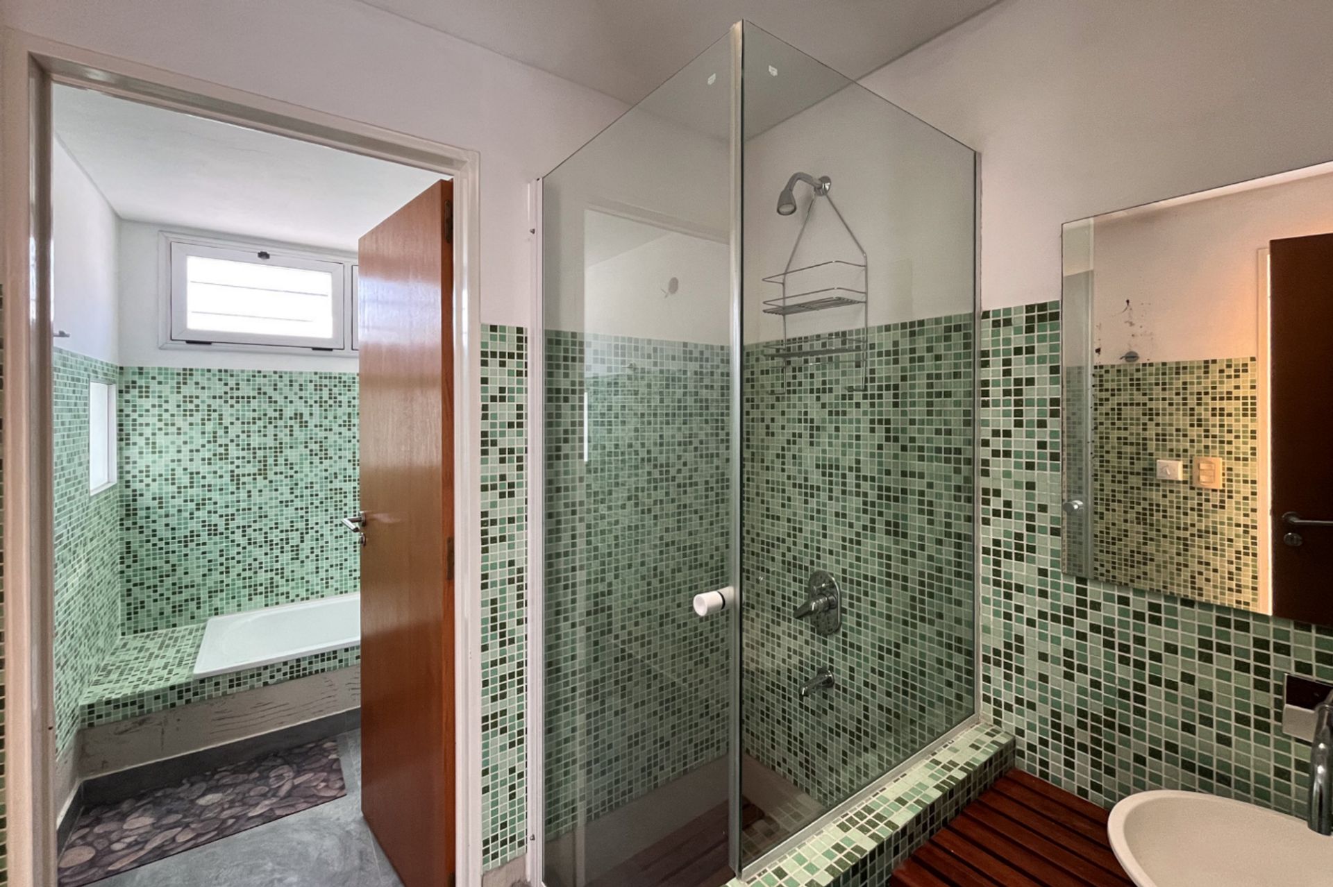 Venta Dúplex 4 Ambientes Jardín / Pileta, Martínez