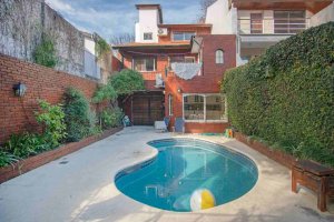 House for Sale, 4 Rooms + Apartment, Garage and Pool Vte Lopez