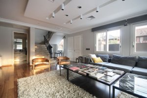Venta Casa 6 Ambientes Acassuso Pileta Amoblada