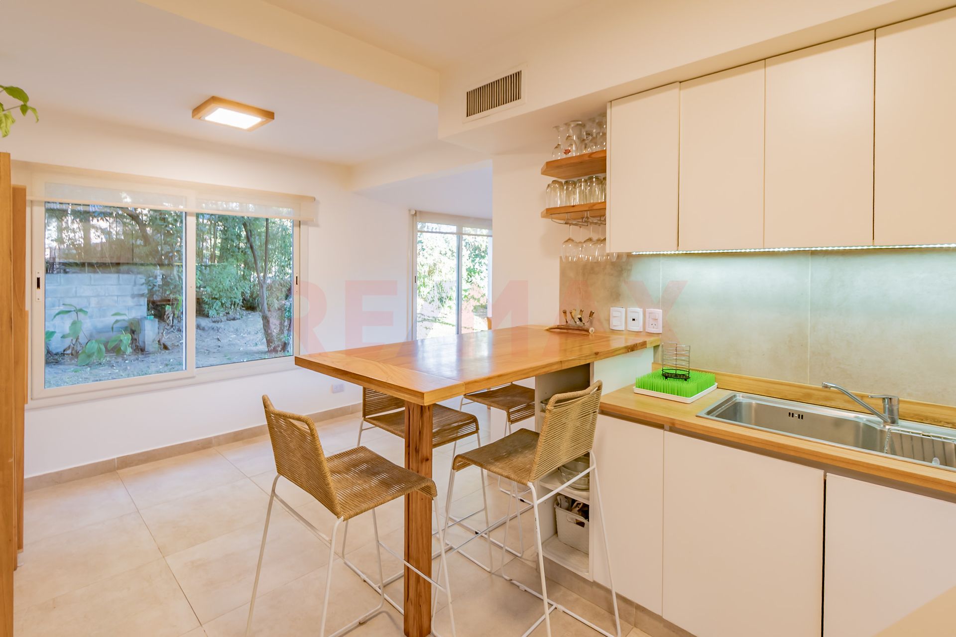 VENTA Hermosa CASA c/pileta en Don Torcuato