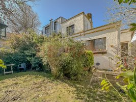 VENTA CASA en lote propio 5 amb con jardín