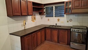 House, 5 rooms, 2‑car garage, patio, 35m lot