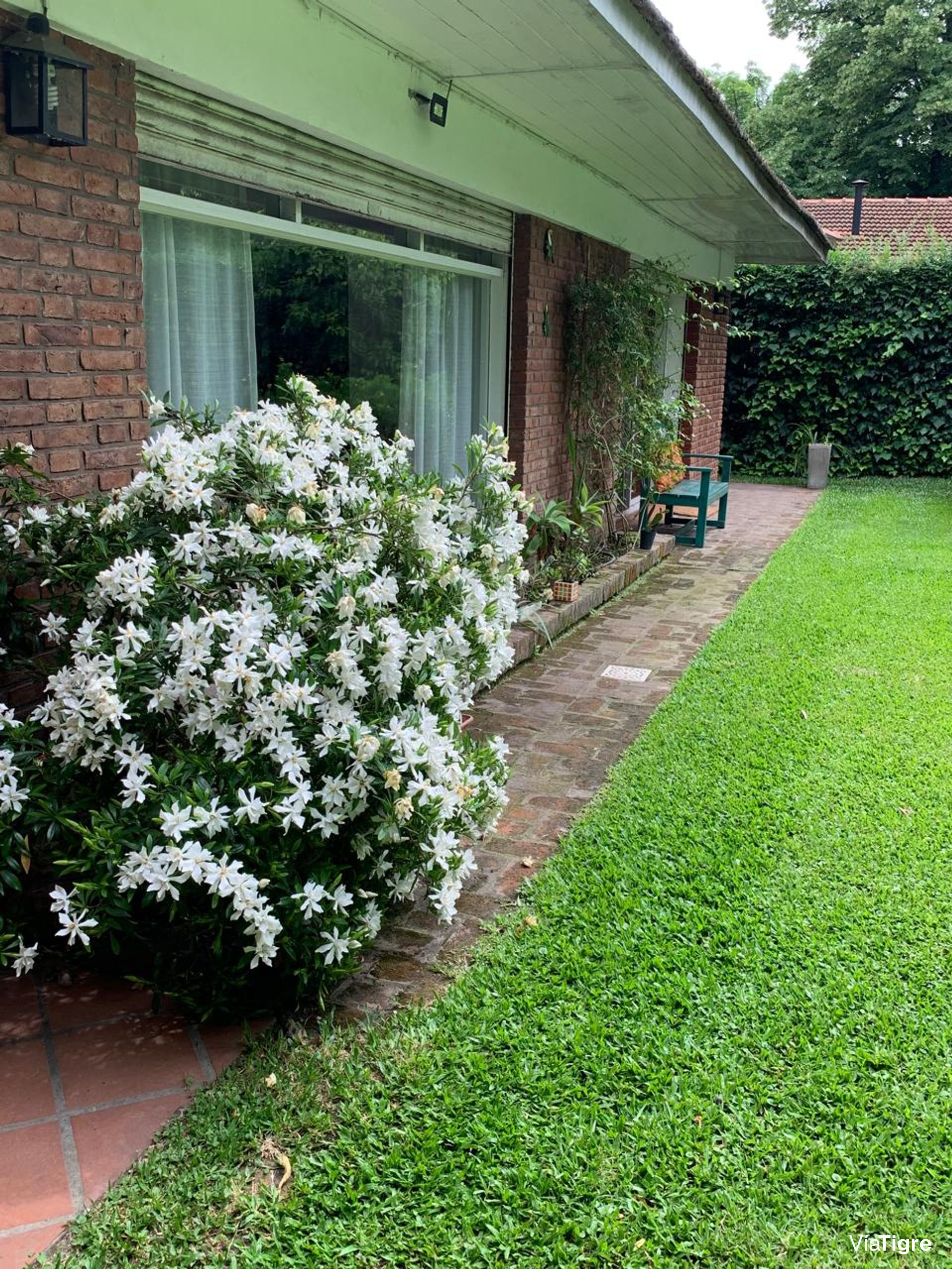 Venta Casa 6 amb jardin Pileta Acepta permuta
