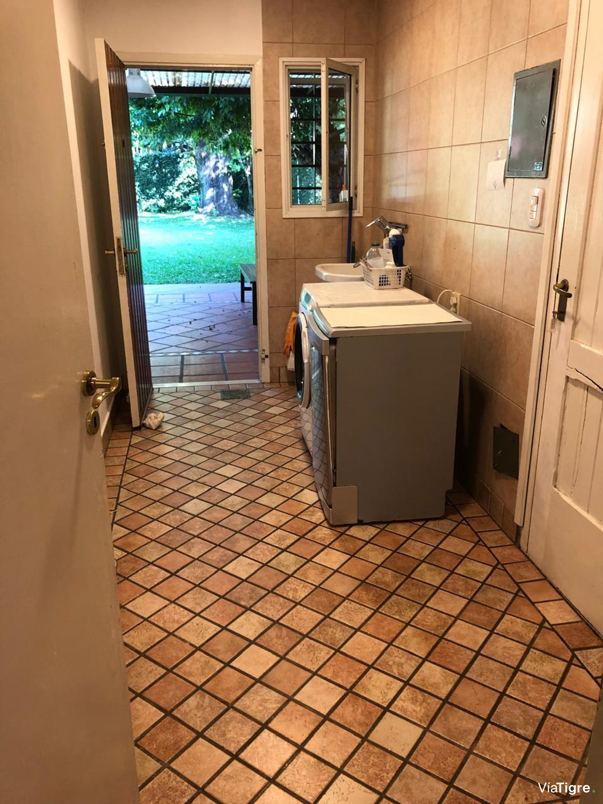Venta Casa 6 amb jardin Pileta Acepta permuta