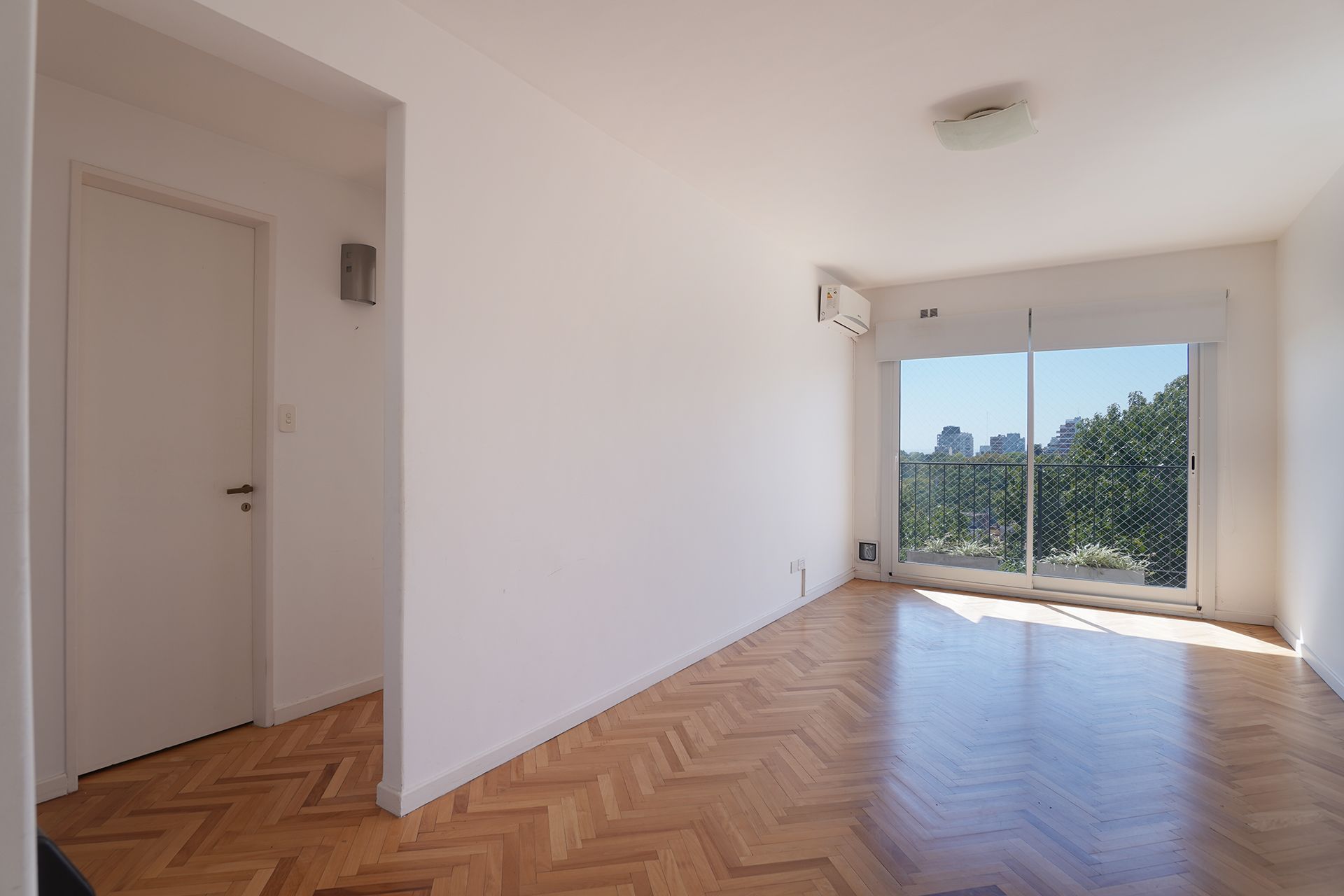 Departamento 3 ambientes en Olivos con Balcón