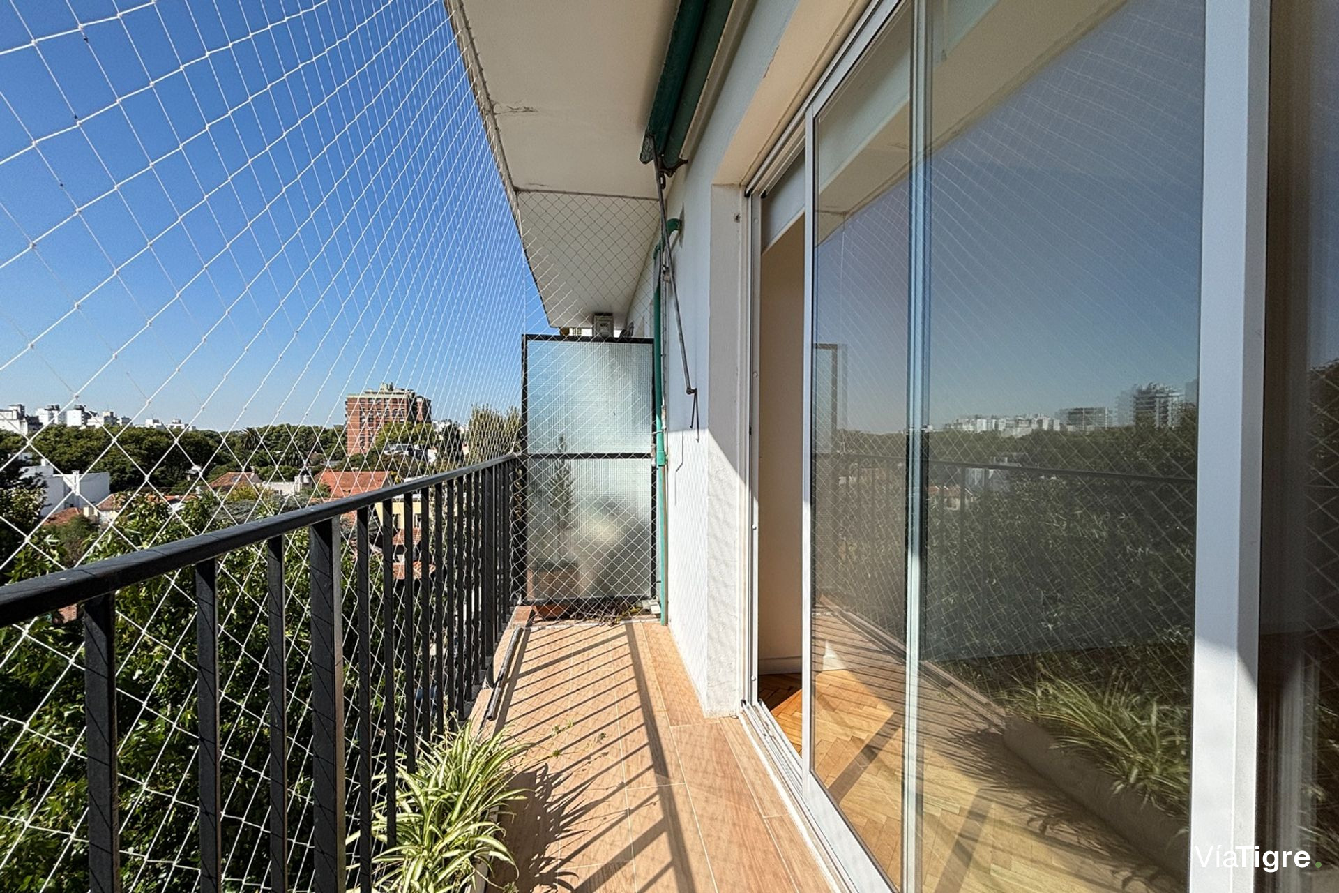 Departamento 3 ambientes en Olivos con Balcón