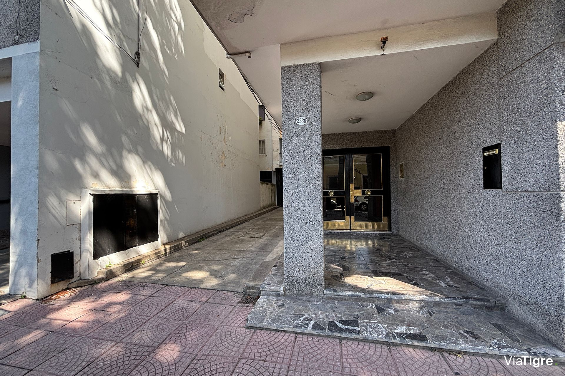 Departamento 3 ambientes en Olivos con Balcón