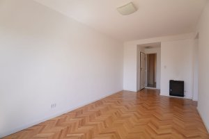Departamento 3 ambientes en Olivos con Balcón