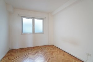 Departamento 3 ambientes en Olivos con Balcón