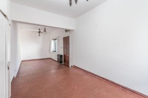 Sale Bright PH 2 rooms with balcony in Florida