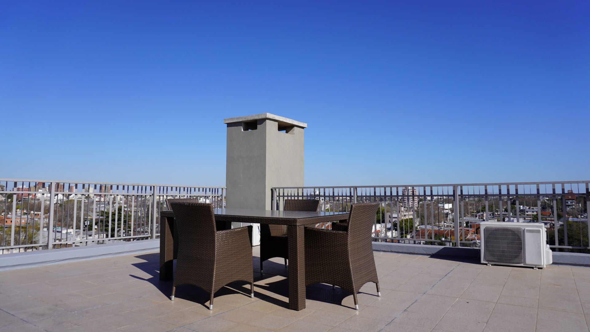 Venta 3 Ambientes + Cochera + Terraza 85 m Tigre