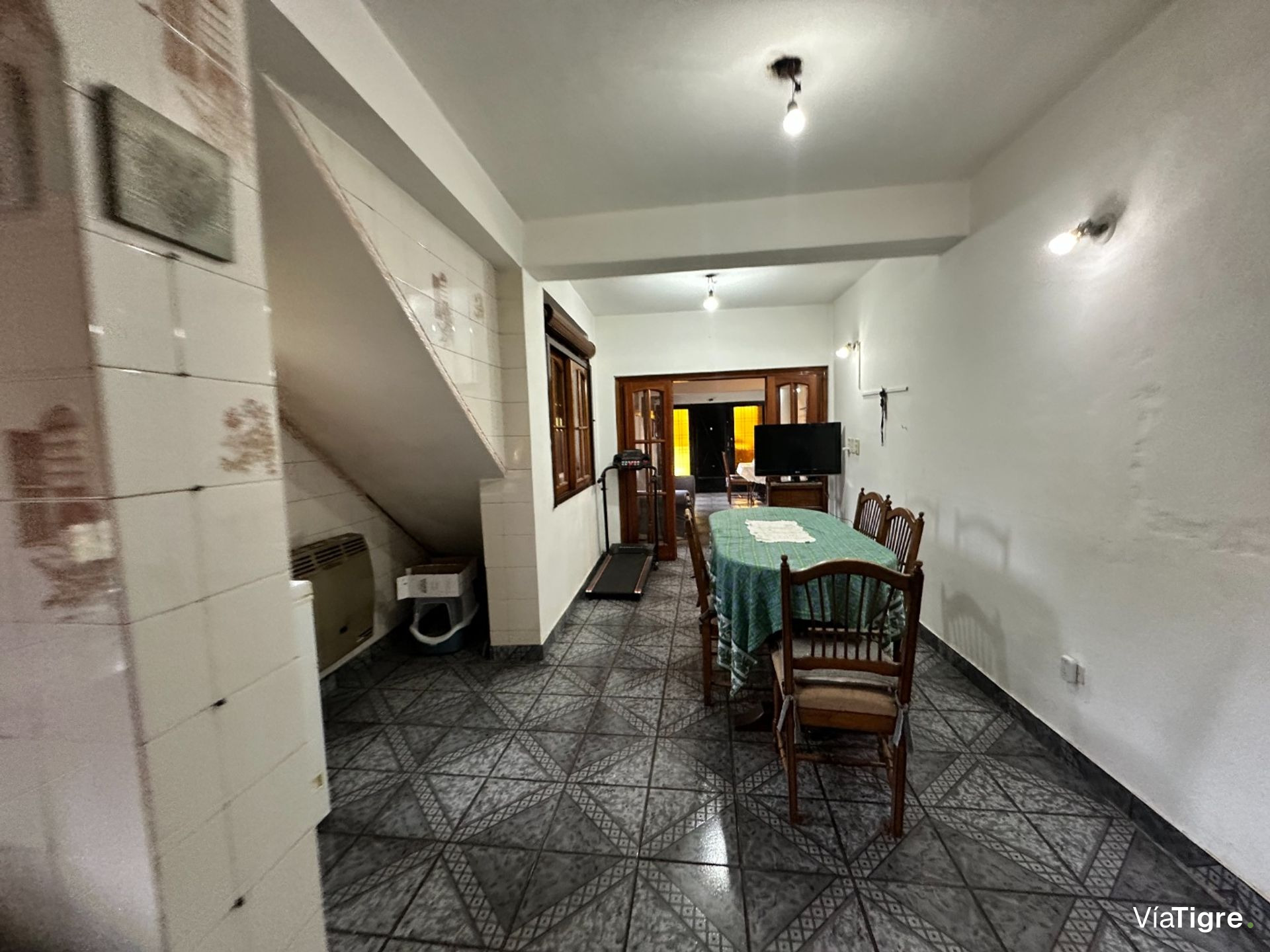 Venta casa con GRAN LOTE 905m2 multifamiliar