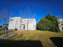 House for Sale 5 Rooms - San Francisco Neighborhood - Tigre