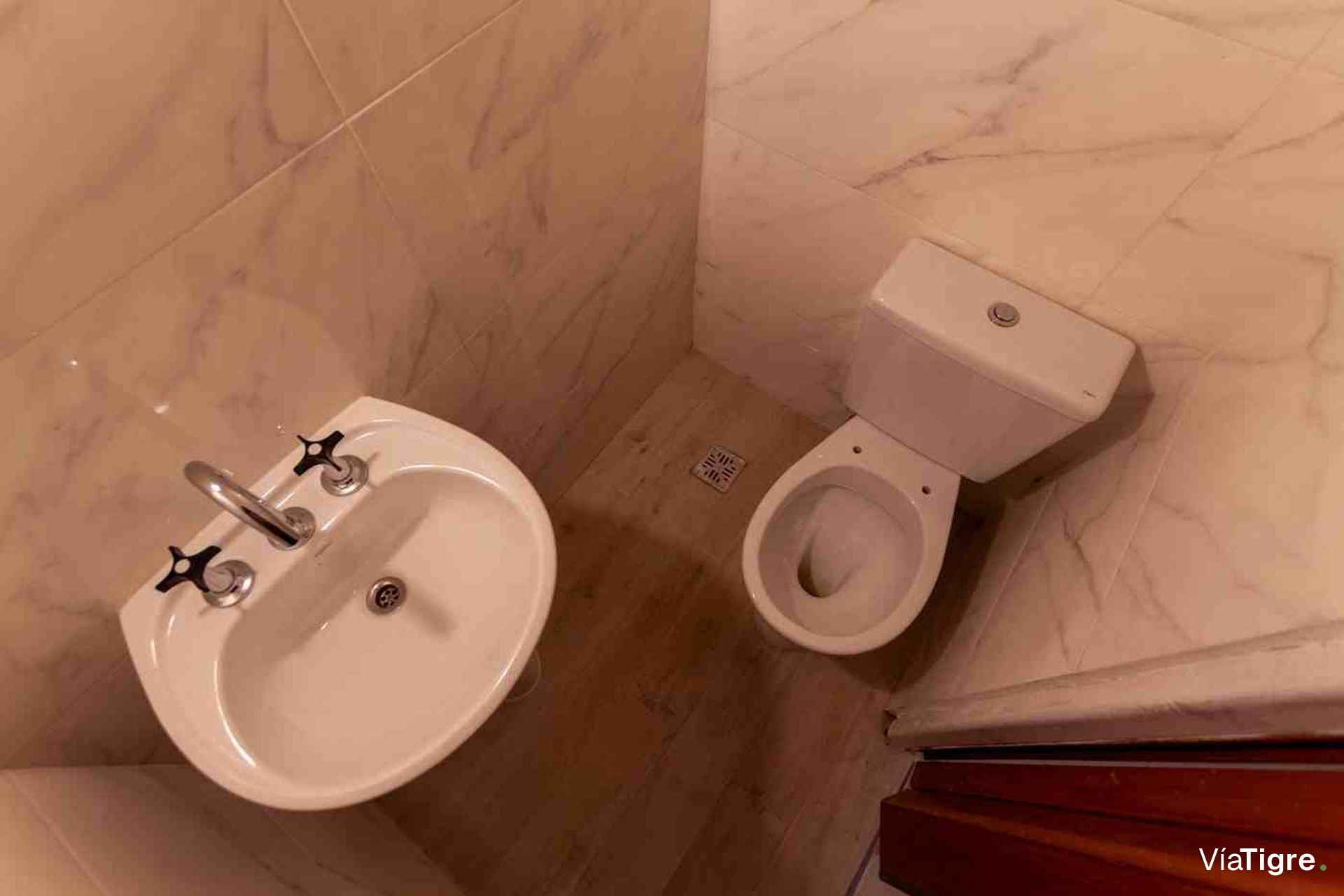 Venta Depto 5 Ambientes Reciclado con Jardín