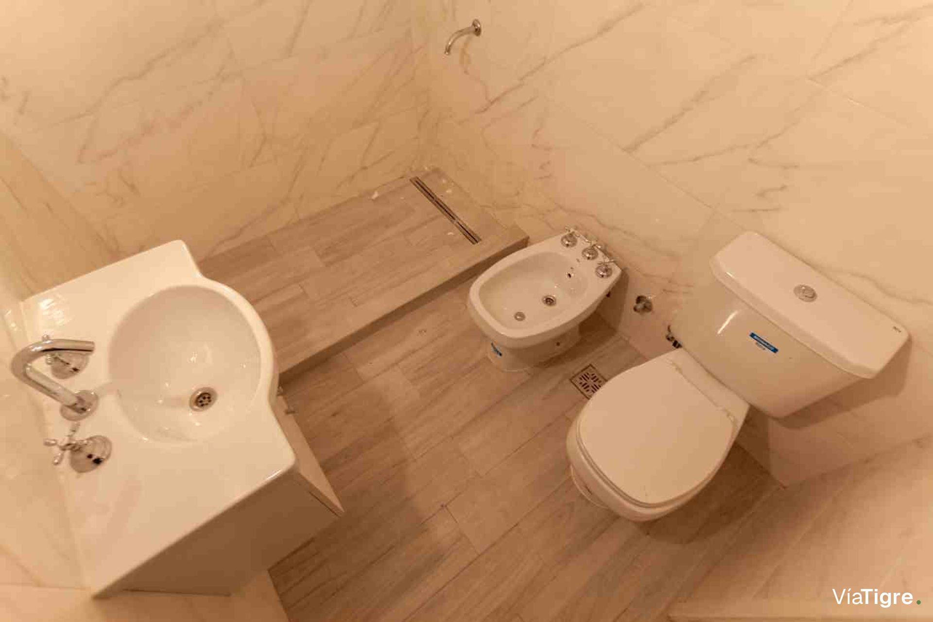 Venta Depto 5 Ambientes Reciclado con Jardín
