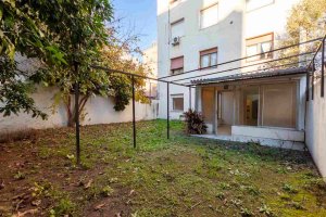 Venta Depto 5 Ambientes Reciclado Amplio con Patio