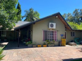 Casa 4 Ambientes En Venta Don Torcuato Con Pileta