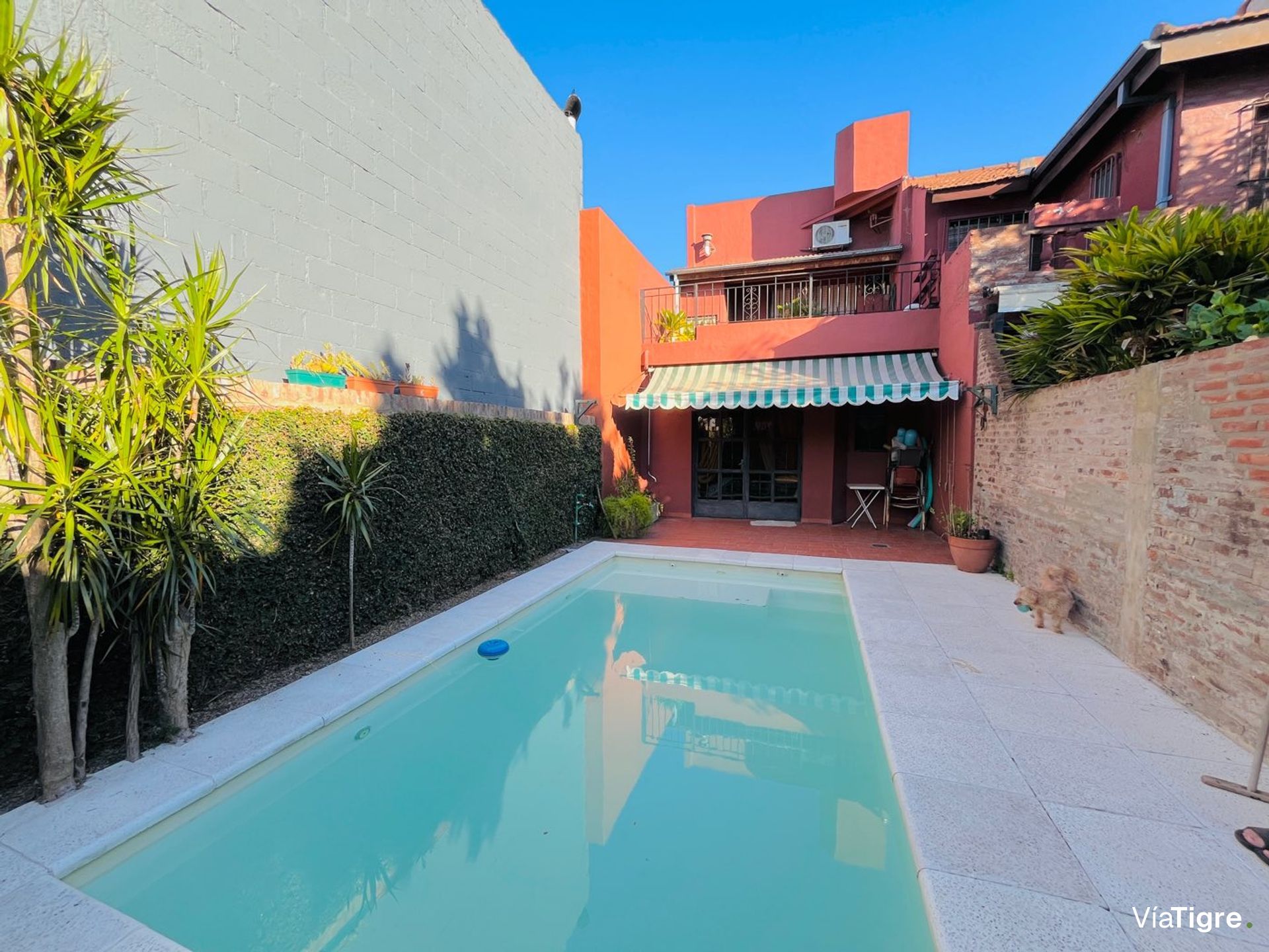 Duplex Con Jardin, Pileta Y Cochera Cubierta
