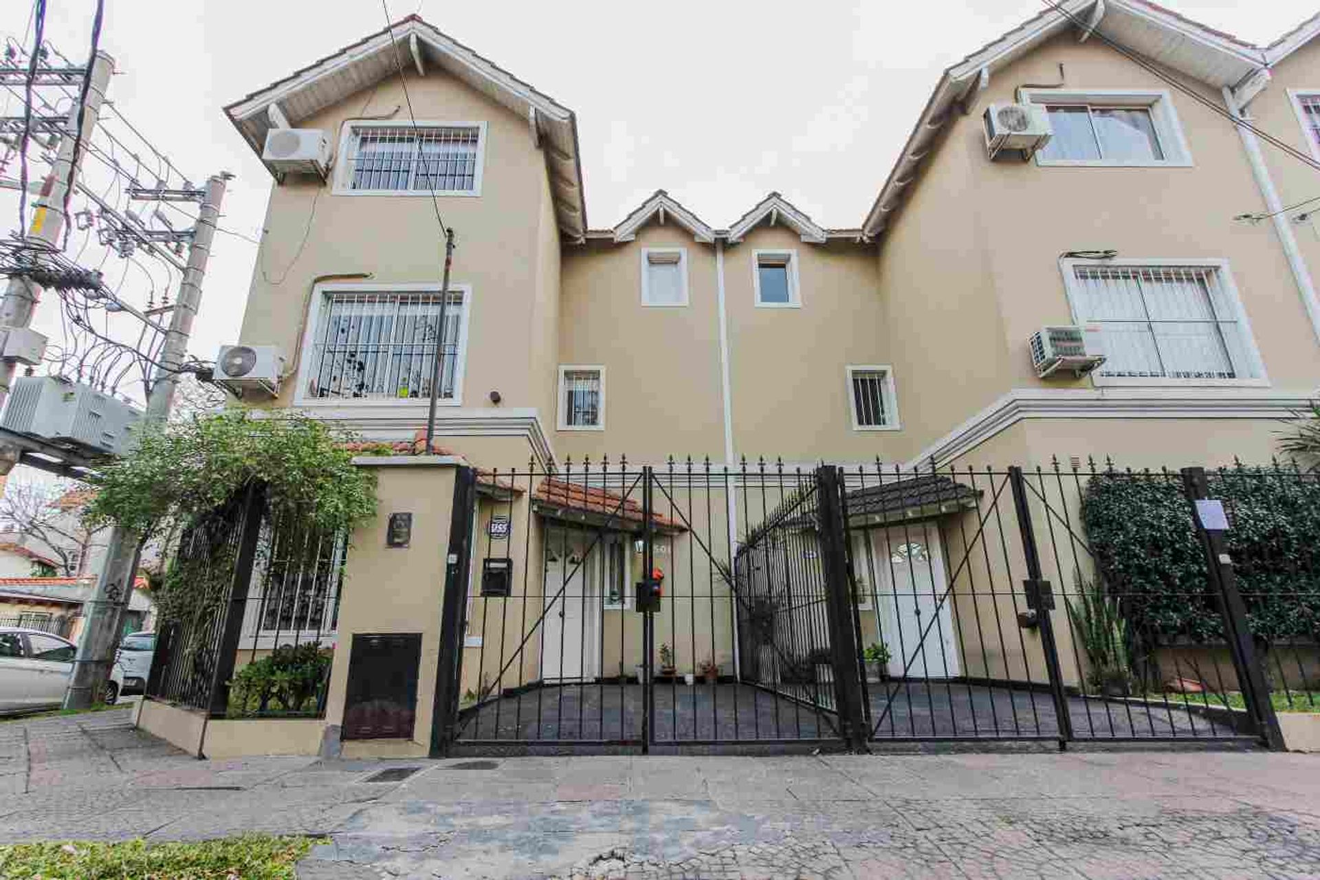 Duplex House for Sale in Florida, Vicente Lopez