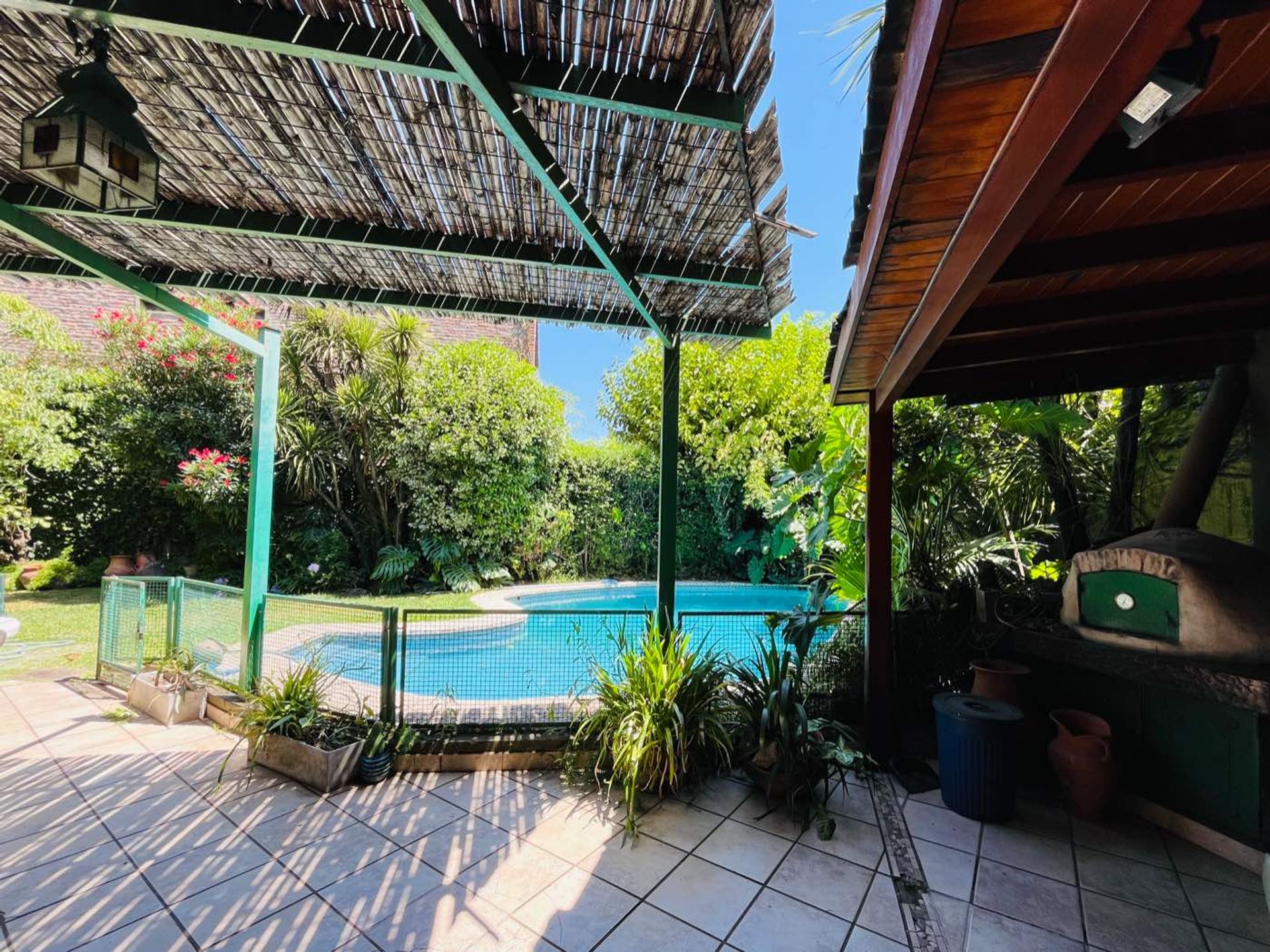 Casa Con Parque Pileta En Lomas De San Isidro