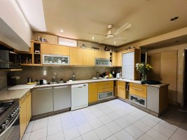 Casa Con Parque Pileta En Lomas De San Isidro